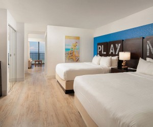 double bed St. Pete Shores Hotel hotel room